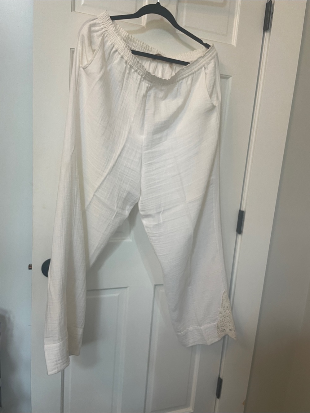 Soft Surroundings cotton gauze embroidered pants; L